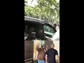 Bad Bunny desata la locura al llegar a Barcelona para iniciar su gira de 12 conciertos en España