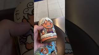 Compro lo squishy di luffy gear 5