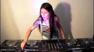 Rozz - Mixing on 4 CDJs Vol 1