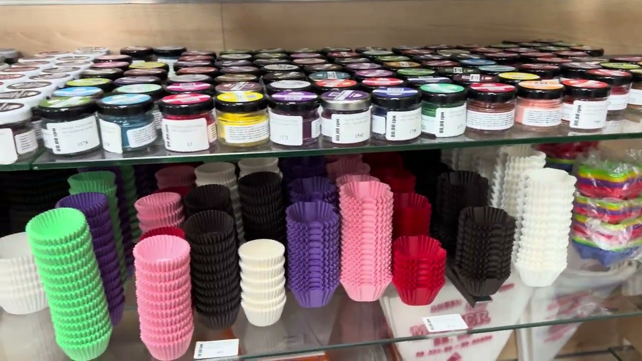 Что нового в нашем дворе !?Посетили кондитерский магазин .