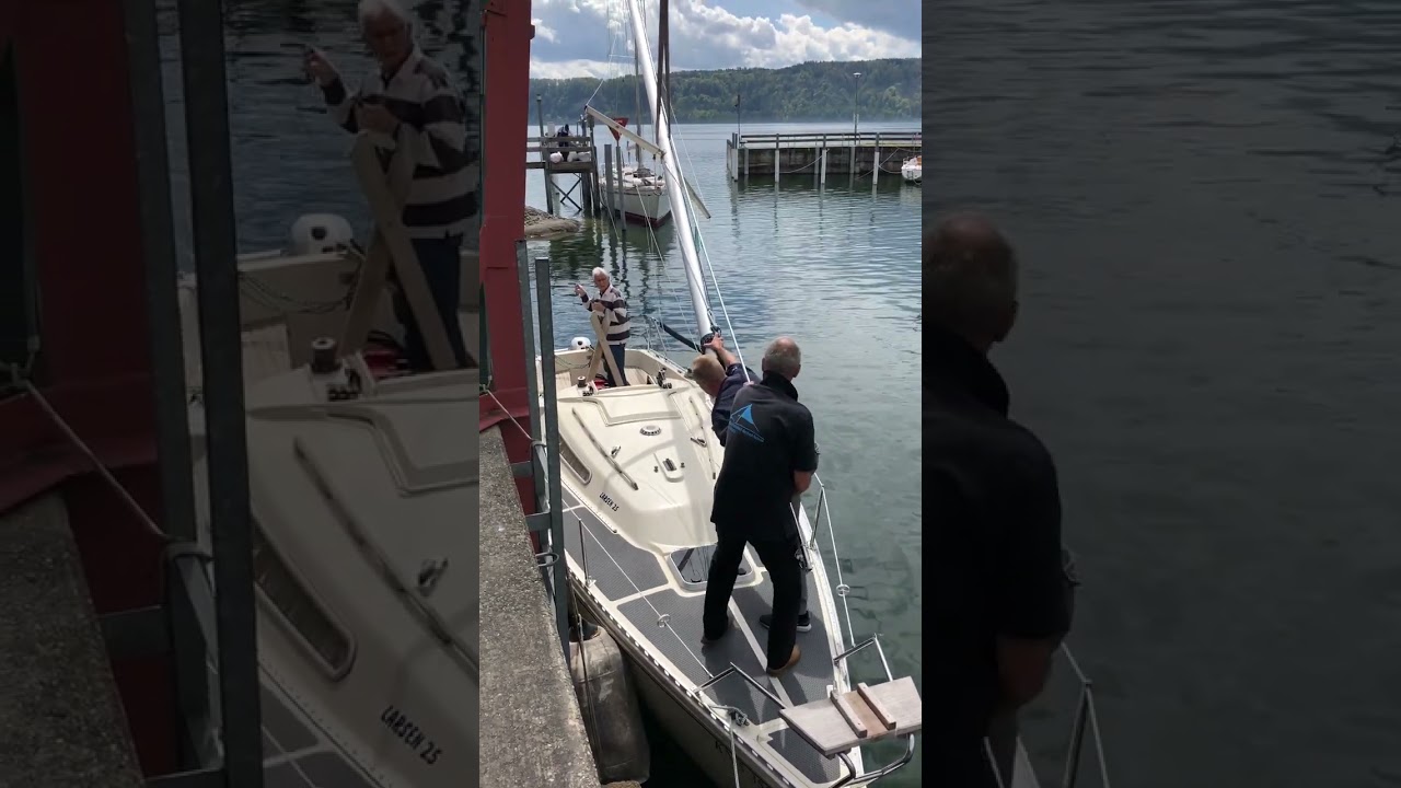 11 Meter Mast gehen langsam in die Höhe