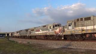 CSX Q453-25 w/ FIVE FOREIGN POWER Locos!! - 4/26/17 - 7:10pm - MP SX 971.3
