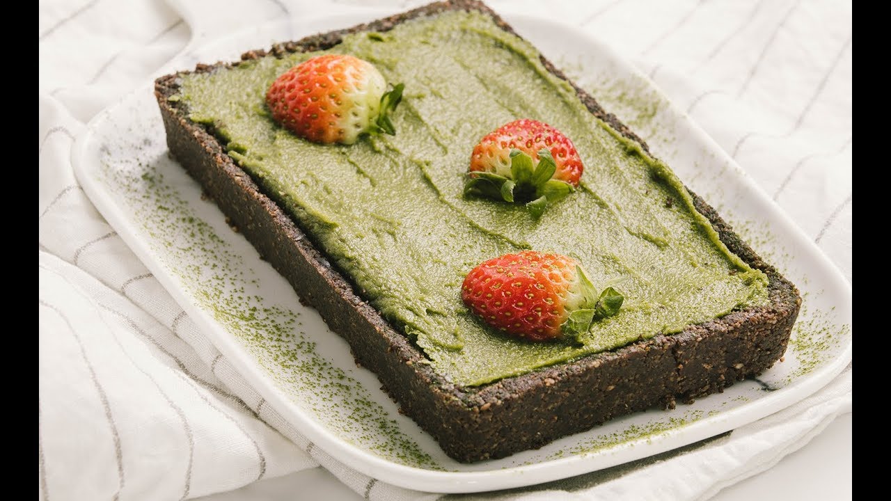 ทาร์ตช็อกโกแลตวีแกนครีมชาเขียว Vegan Chocolate Tart with Matcha Cream