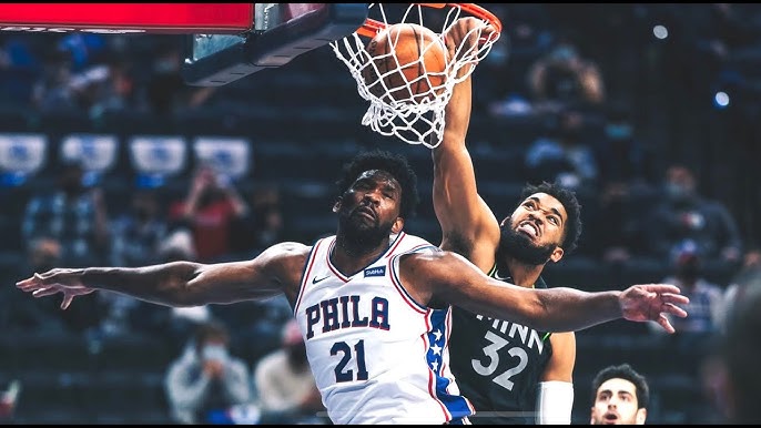 Karl-Anthony Towns throws down an absolutely outrageous dunk on