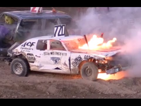 antelope-valley-fair-demolition-derby-2015
