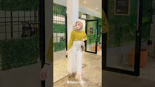 Inspirasi Outfit Kombinasi Warna Lemon