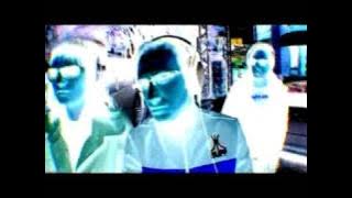 MIKRO-Afti I Poli (Αυτή η πόλη)