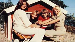 Video voorbeeld van "ABBA - "The Way Old Friends Do"  [High Definition]"