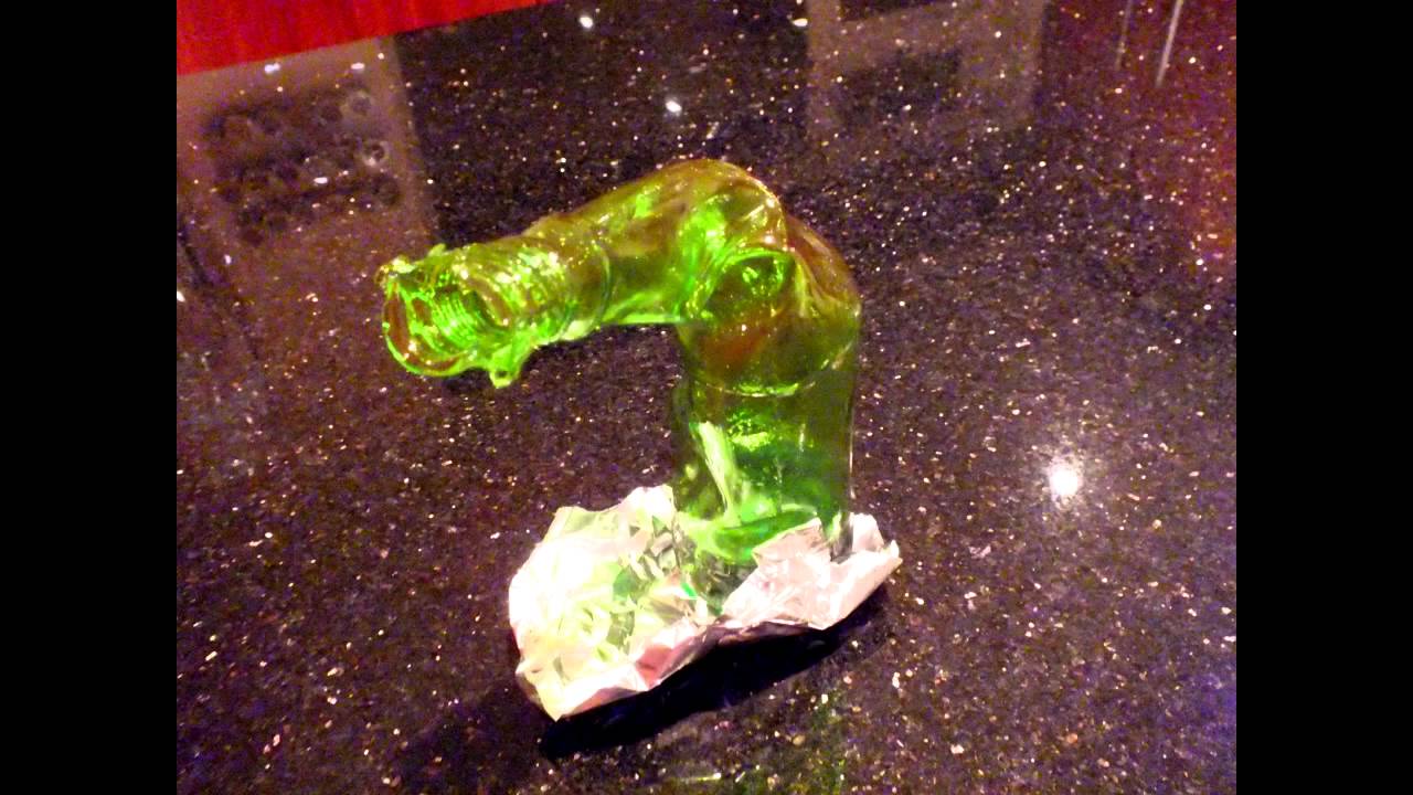 How do you make stunt glass?