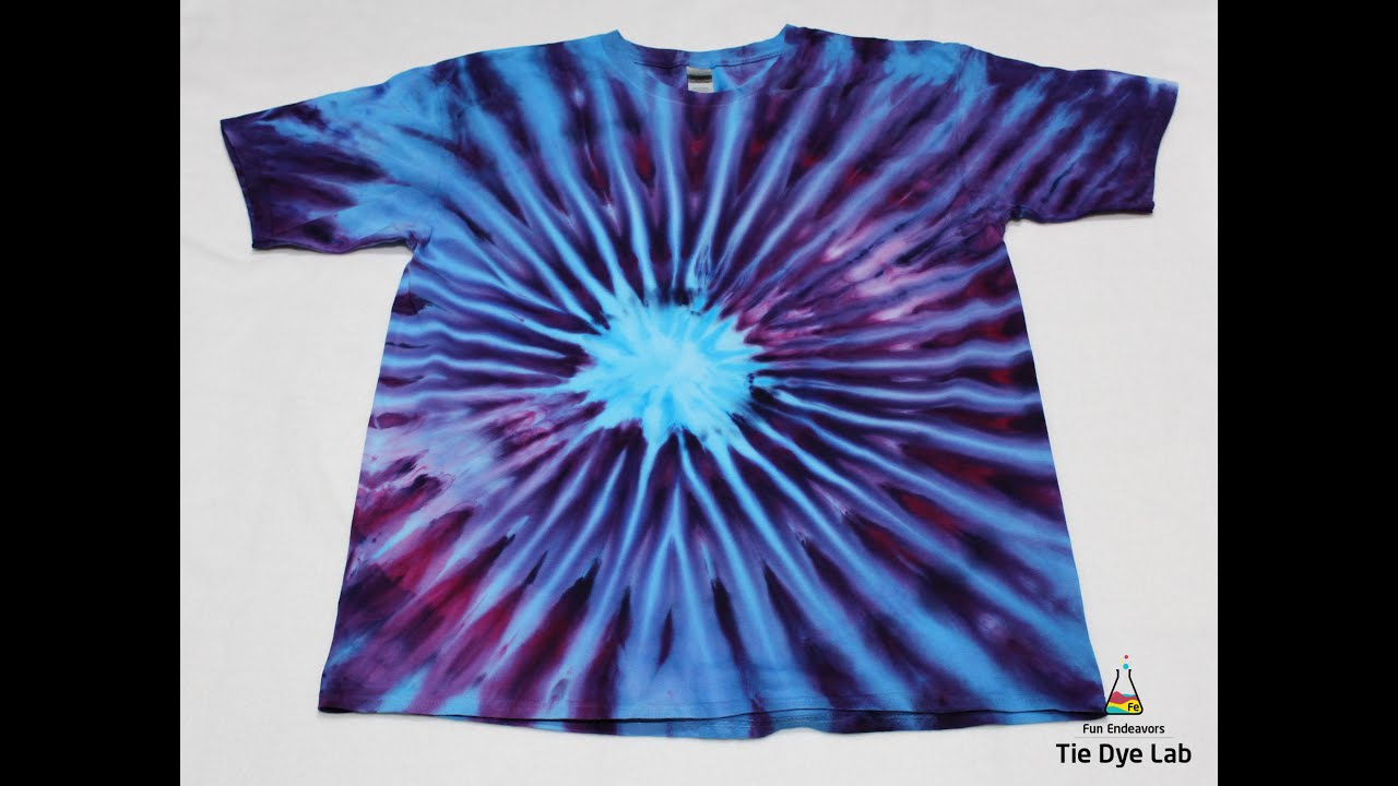 Making An Ice Dyed Center Fan Fold Incline Tie Dye Shirt