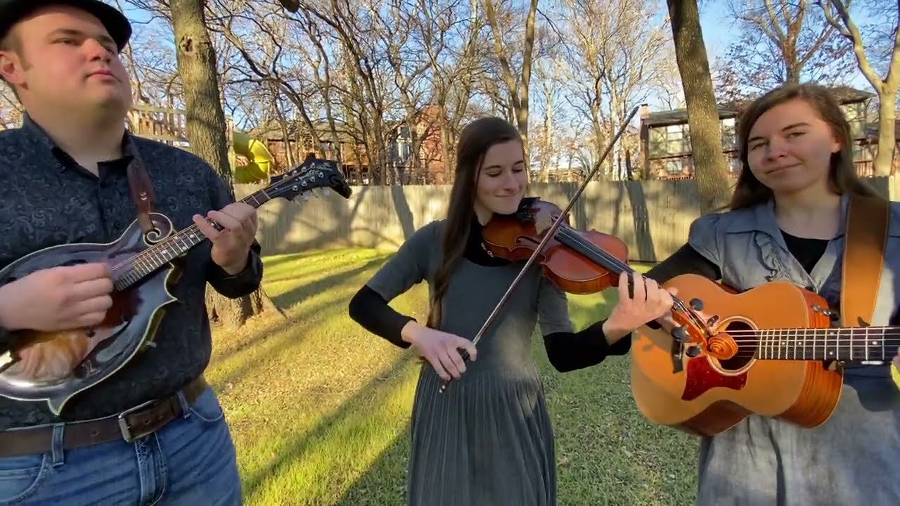 Pearlgrace & Co.  // Rebecca by Herschel Sizemore 