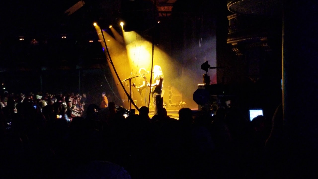 Chains Rave Alice in Chains @ The Rave - YouTube