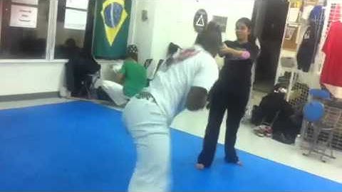 Capoeira Academy Okinawa - Meia Lua de Compasso - Instructor Foguete