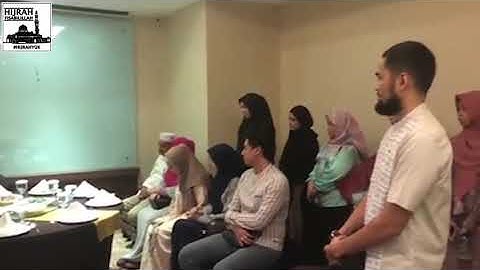 ALLAHUAKBAR Detik detik Artis Cantik Marcella Simon Bersyahadat. Ustadz Adi Hidayat, LC.MA