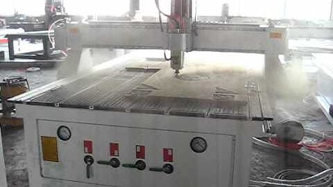 CNC Router works on MDF material.AVI