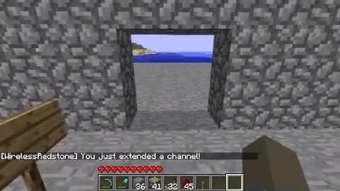 Minecraft - How to create a easy hidden door using sticky pistons and the WirelessRedstone mod.