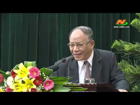 Video Cuộc đời của Chủ tịch Hồ Chí Minh qua lời kể của GS... - youtube