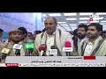 شاهد هيئتا الزكاة والشهداء توزعان كسوة العيد لأسر الشهداء بالعاصمة صنعاء 25 03 2023م