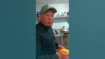 ЛАЙФХАК ОТ ШЕФА ЧАСТЬ 23 ПИЩЕВАЯ ПЛЕНКА #шефповар #chefcook #ПИЩЕВАЯПЛЕНКА#narimanchef