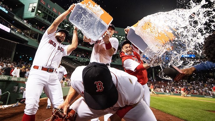 Boston Red Sox beat Yankees, 5-3, in front of sellout Fenway Park crowd; Hunter  Renfroe has 2 RBIs, throws out potential tying run 