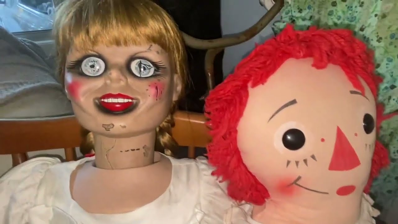 clowns/ventriloquist Dummies/Horror Doll Collection.starts out sweet