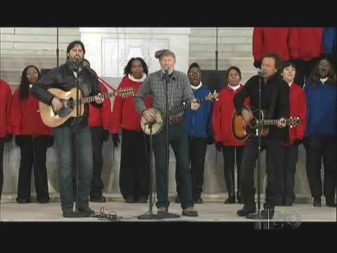 Pete Seeger - This Land is Your Land