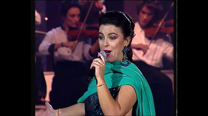 MARIA JOS SANTIAGO "CARITA DIVINA"