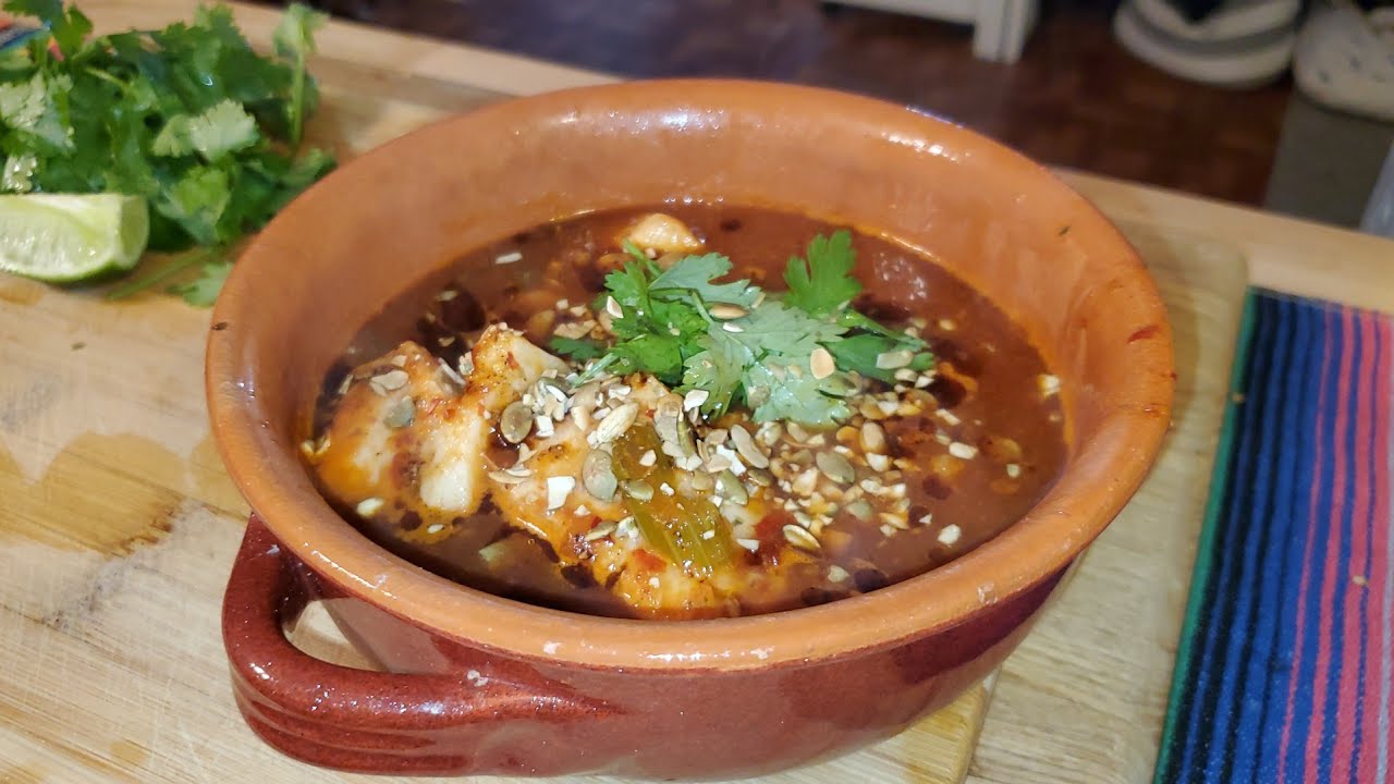 Caldo de Pescado y Camaron (Seafood Soup) - La Piña en la Cocina