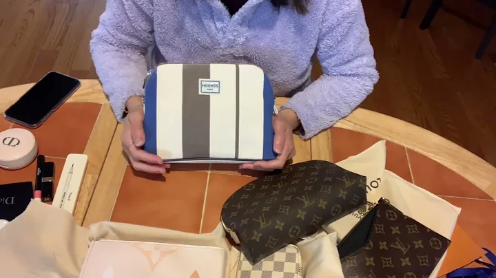 Louis Vuitton GM cosmetic pouch Unboxing/size comparison.