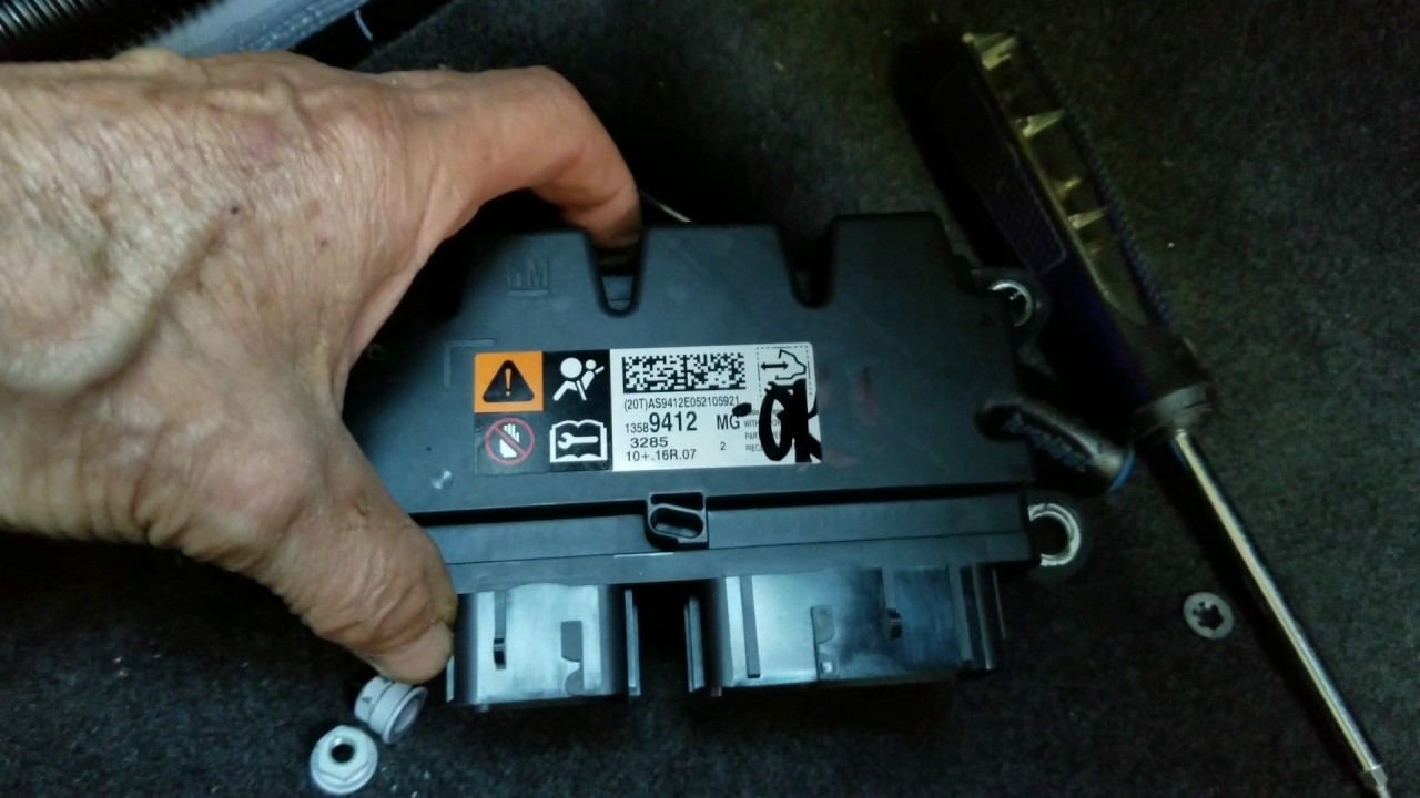 Black Box location 2016 Chevy Cruze Airbag Control Module ... 2014 chevy express van fuse diagram 