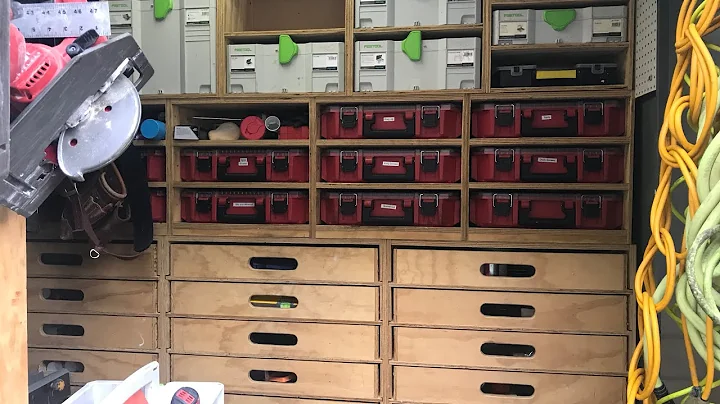 Sprinter van tour - organized carpenter - Ron Paul...