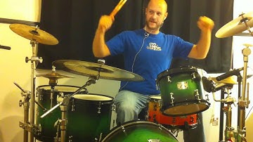 Getting better at gospel / linear fills: Bass drum speed 1 drum lesson
