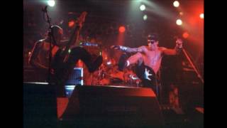 Red Hot Chili Peppers live in Madison 1991