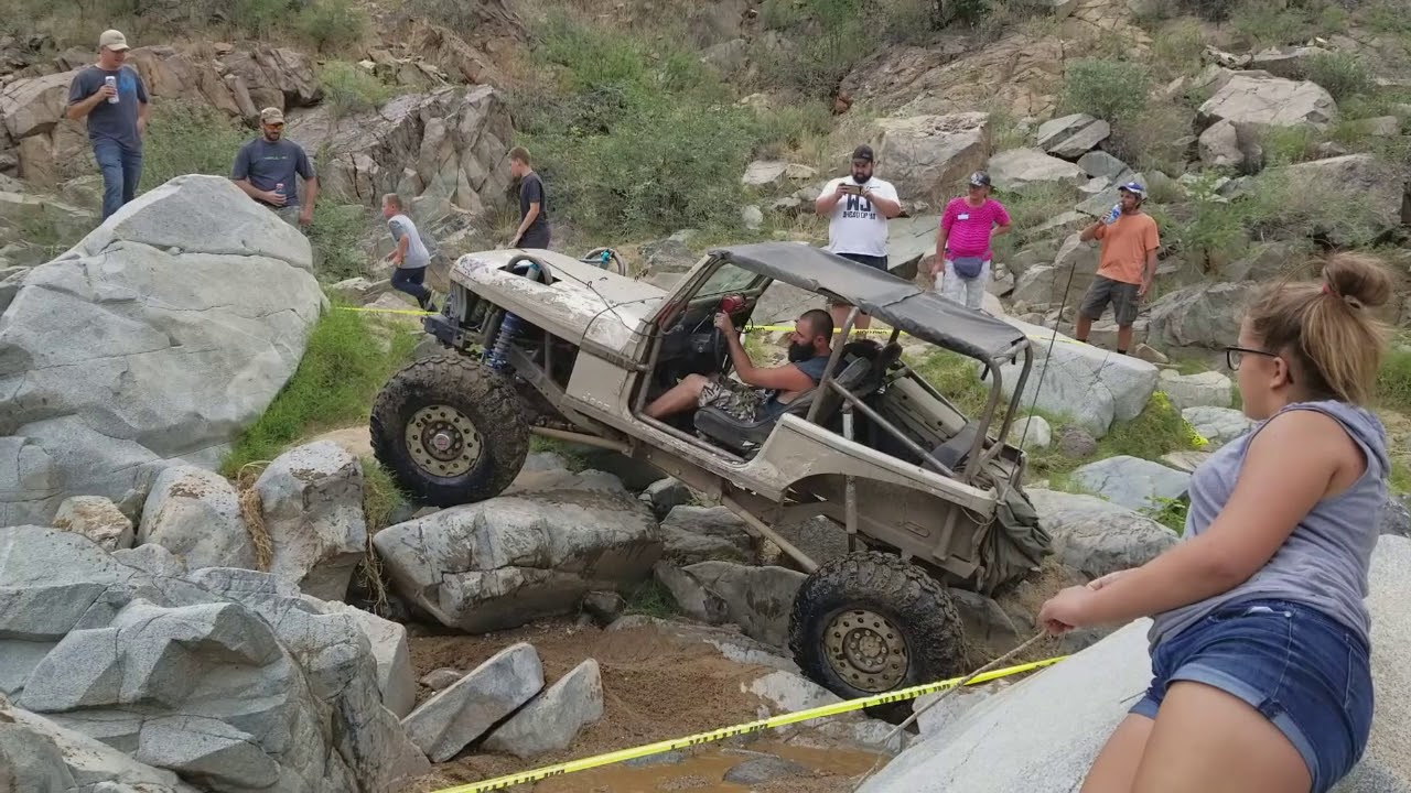 Arizona 4x4 Club - Playing on the Rocks - YouTube
