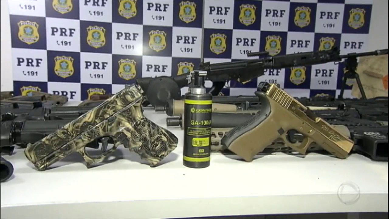 Polícia apreende 45 armas compradas por traficantes do RJ