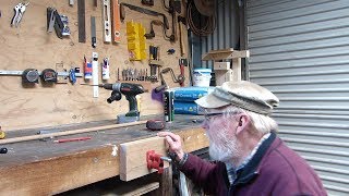 Building a CHEAP and fast WOOD VICE! The weather is a bit rough outside ... so it