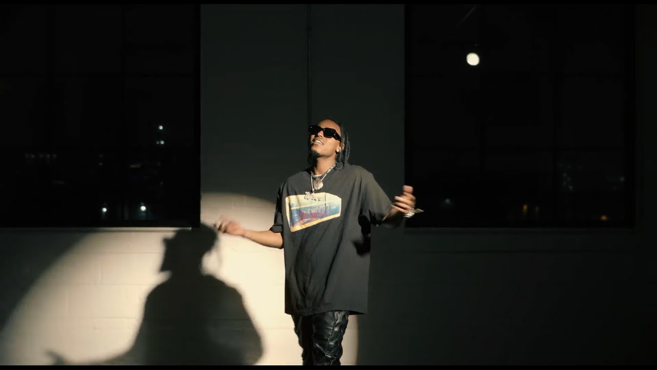 ChoMbae - Can't Change (Official Music Video)