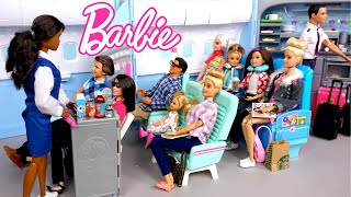 Mis Muñecas se Van de Viaje en Familia - Videos de Barbie español