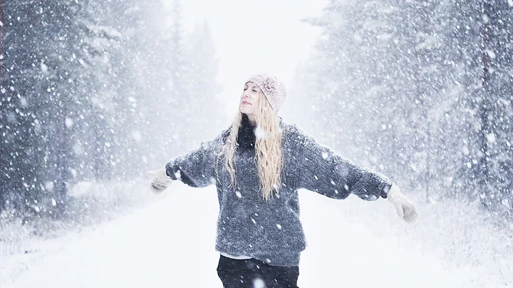 My daily Life in the Winter with hardships & beaut...