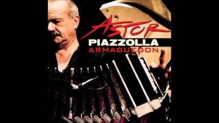 Video thumbnail of "Astor Piazzolla - Panique au theatre"