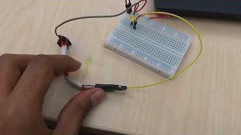 LED Dimming circuit using a Velostat Bend Sensor