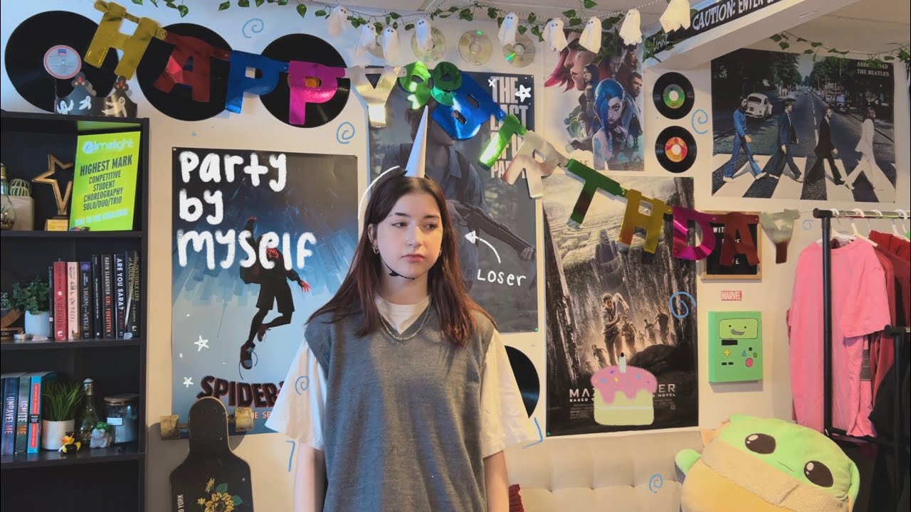 устраиваю себе одинокую вечеринку по случаю дня рождения