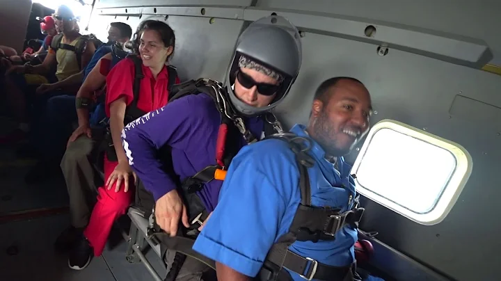 Skydive Pepperell - 08/04/19 Gerson Depina - www.s...
