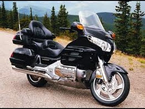 Honda goldwing vs harley davidson