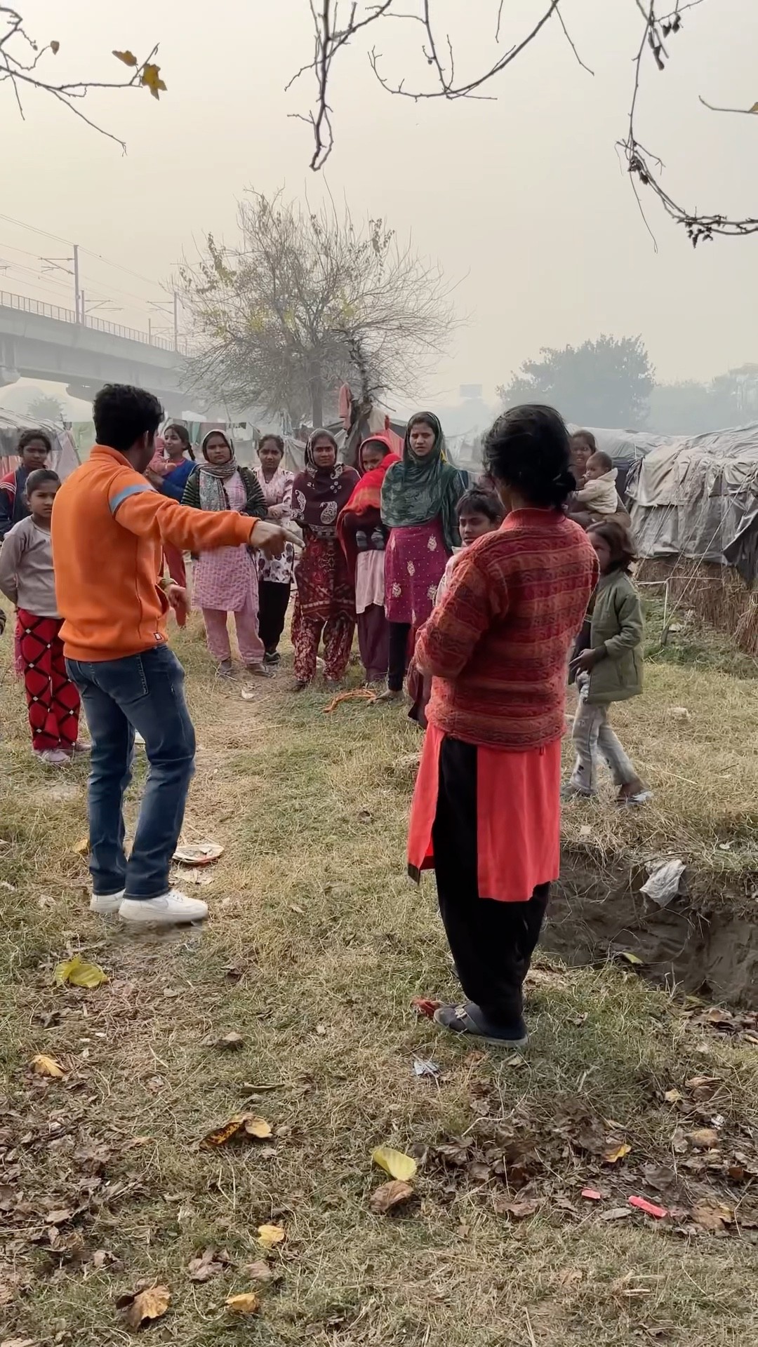 बहन की मजबूरी ??#humanity #respect #helping #trending #viralvideo #youtubeshorts ?