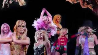 05 Britney Spears - Circus Tour - Ooh Ooh Baby & Hot As Ice Medley