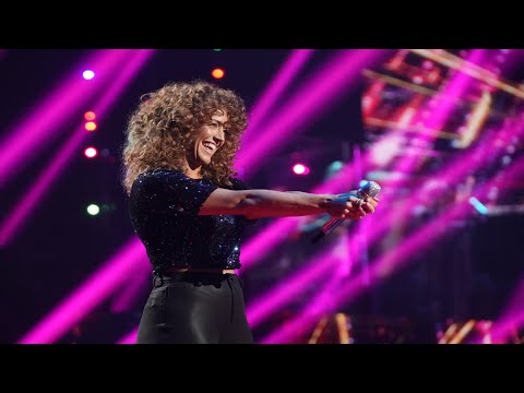 MADISON WATKINS VIBES WITH TORI KELLY DURING ‘DON’T YOU WORRY BOUT A THING’ DUET ON AMERICAN I