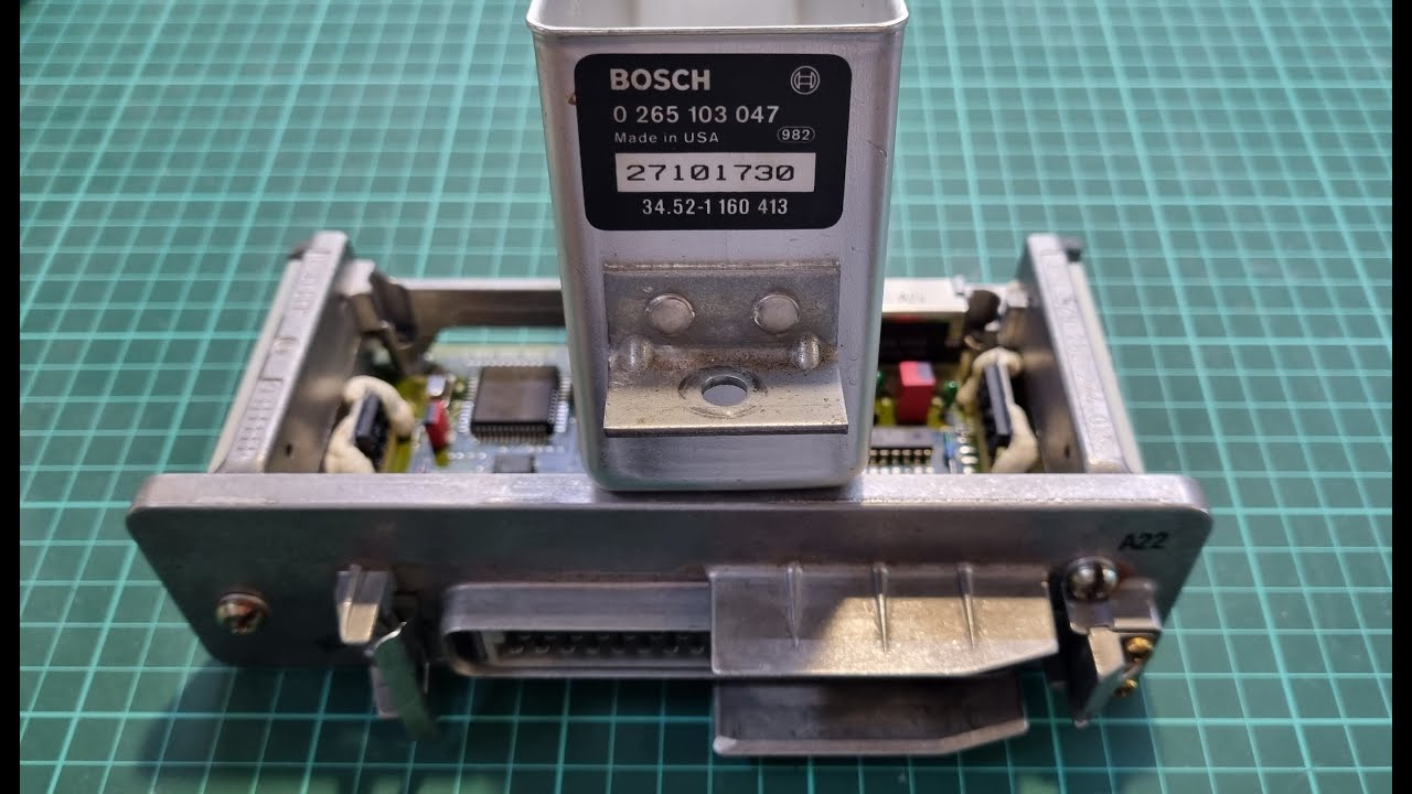 Ремонт блока ABS BMW 5-Series E34 - YouTube