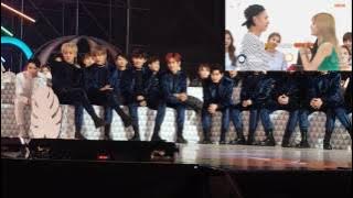 MMA 2016   161119 EXO and Seventeen react to Netizen Choice award VCR @ Melon Music Award