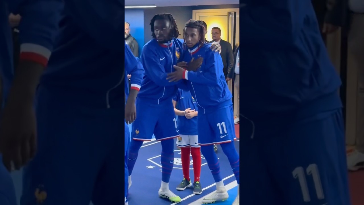 Michael Olise before the match | France vs Iceland